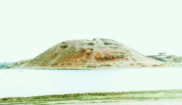 Tureng tepe (Iran), © S. Cleuziou. Photo du site archeologique de
Tureng Tepe, Iran, photo S. Cleuziou